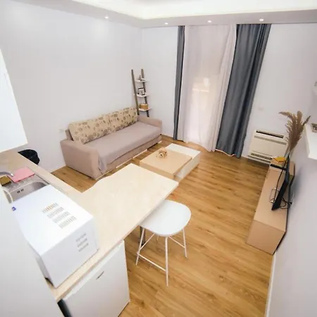 Luxury Center Apartments 3 Tirana Exterior photo