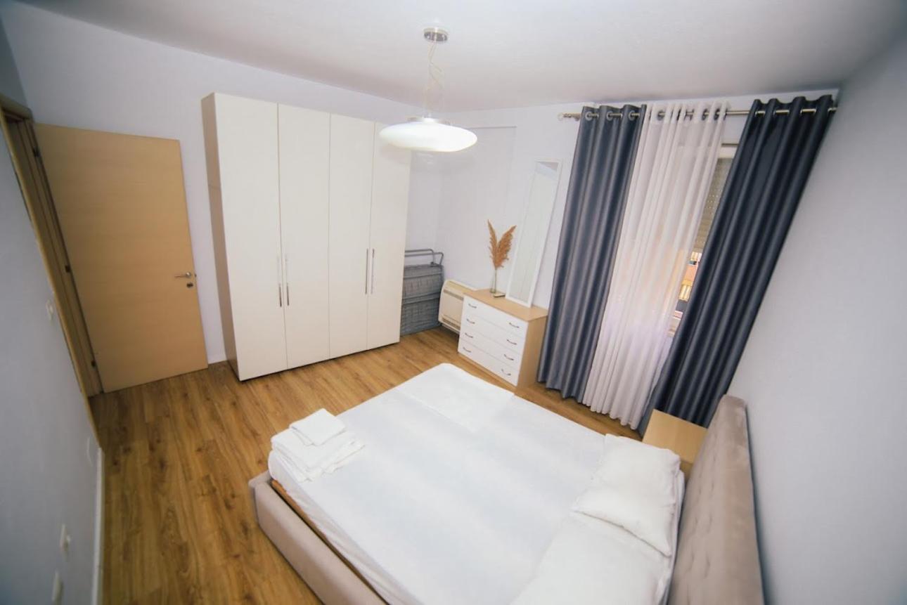 Apartment Luxury Center 3 Tirana